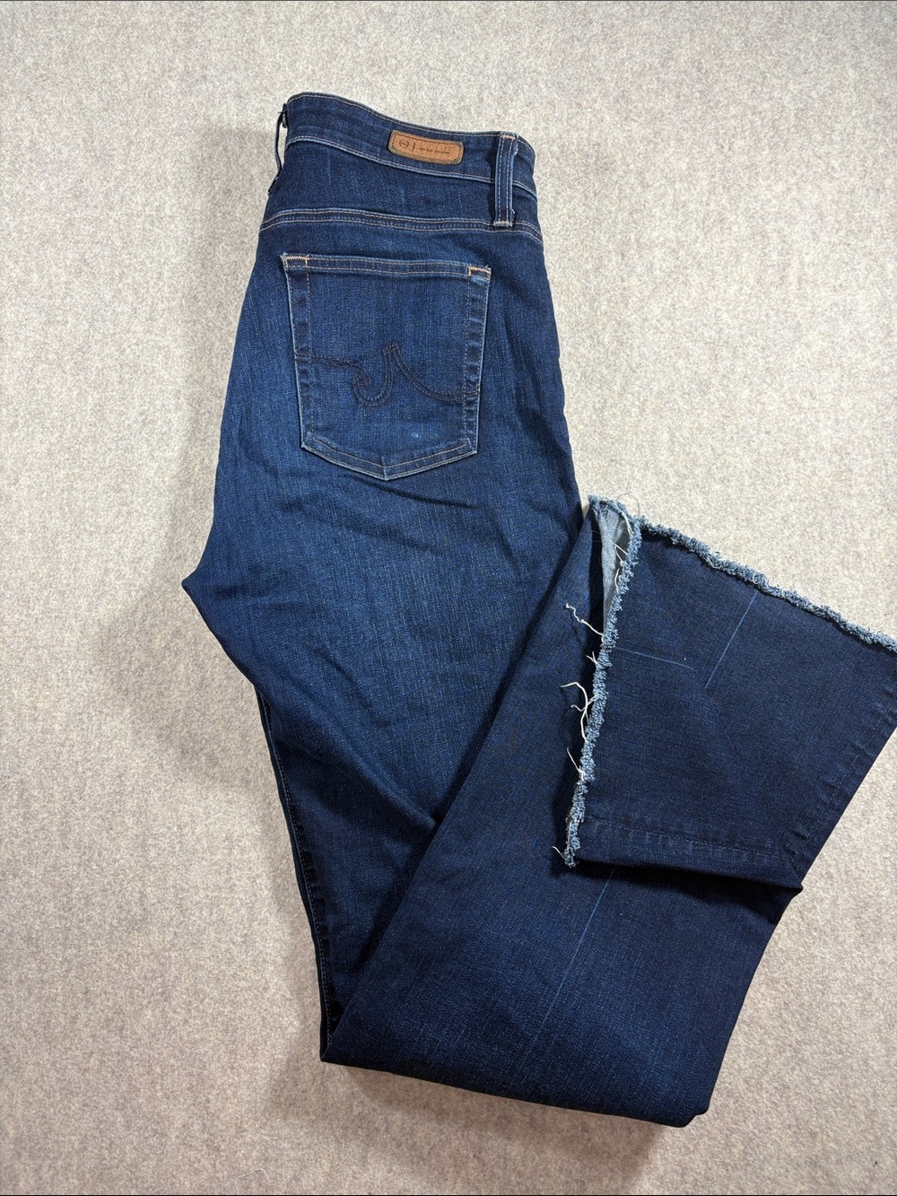 AG Adriano Goldschmied Farrah Boot High Rise Raw Hem Jeans 31x32 EUC